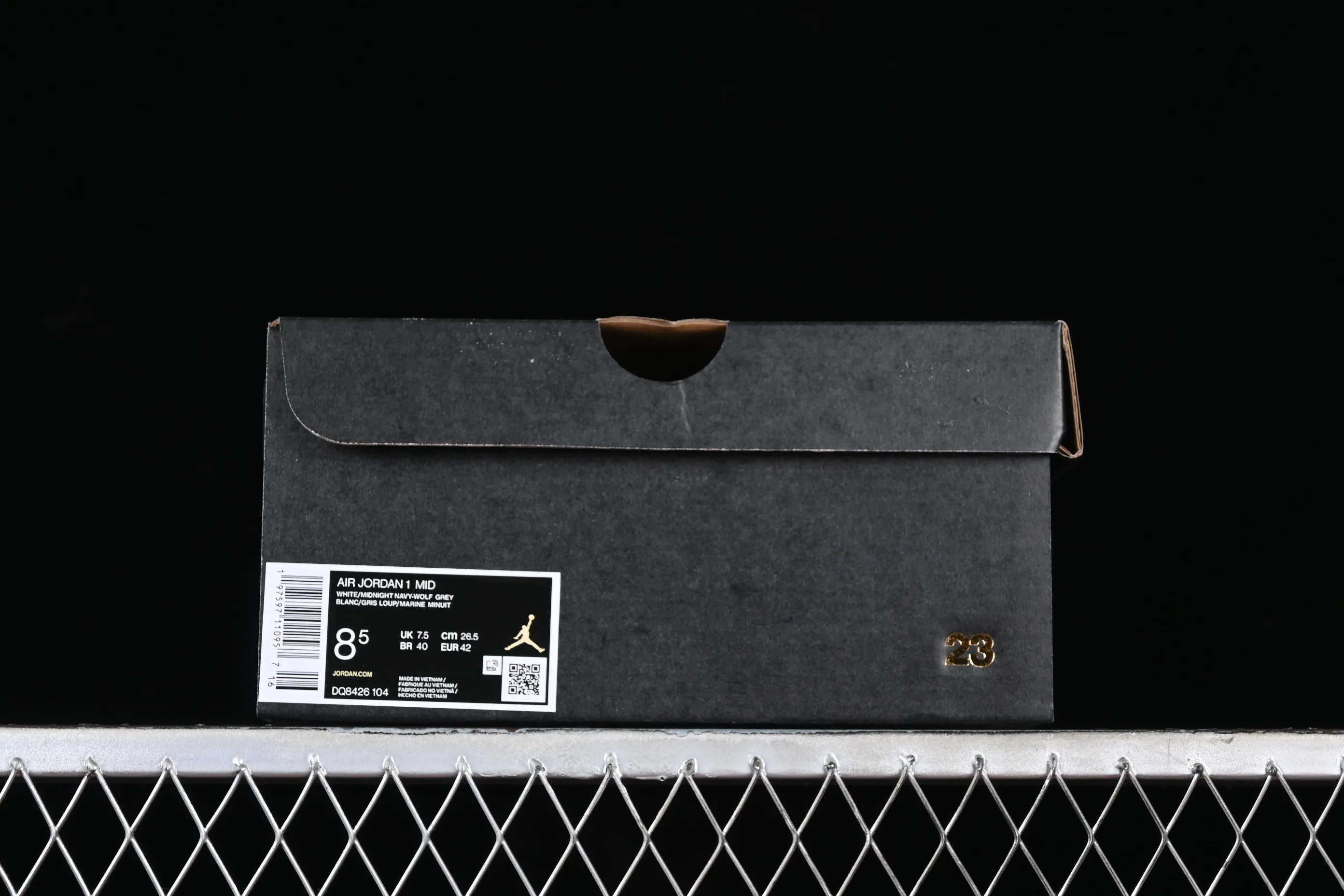 All categories Air Jordan Jordan series basketball shoes Air Jordan 1 Mid Air Jordan 1 Mid AJ1 Joe 1 gray blue Zhongbang basketball shoes DQ8426-104